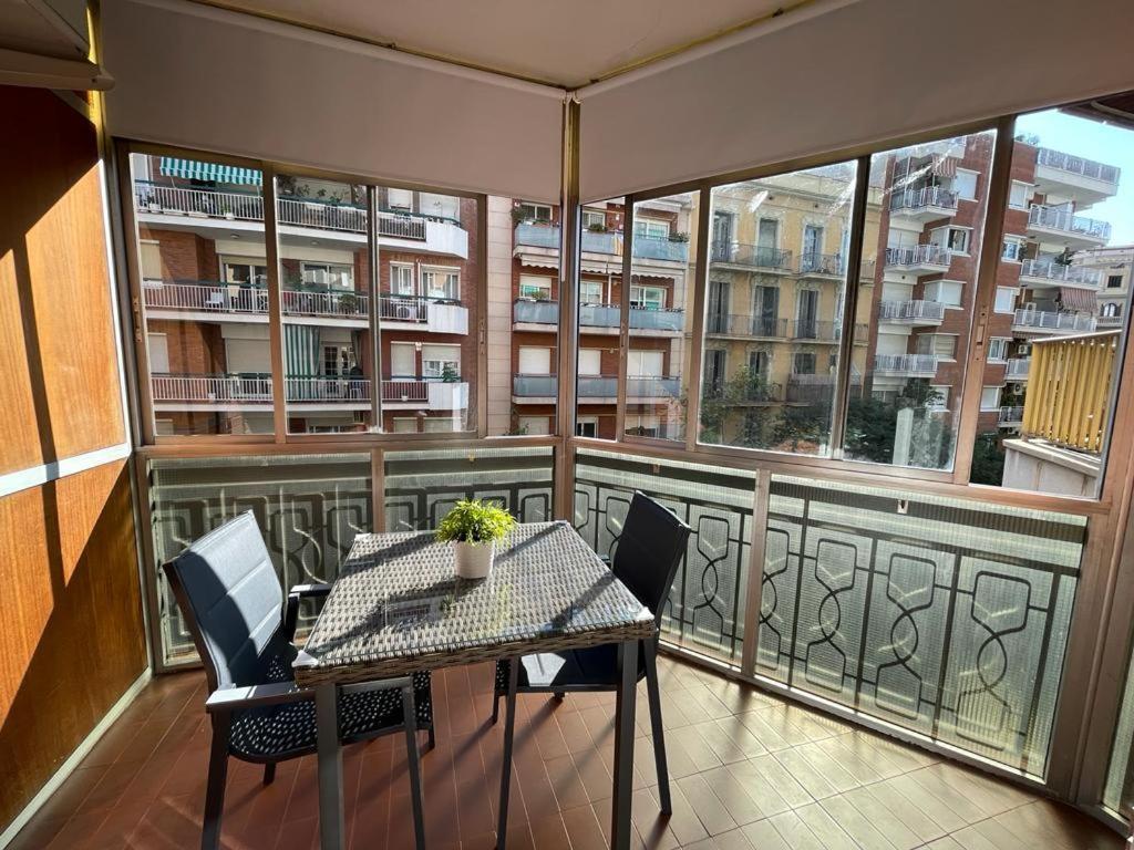 Rooms Viladomat Barcelona Zewnętrze zdjęcie