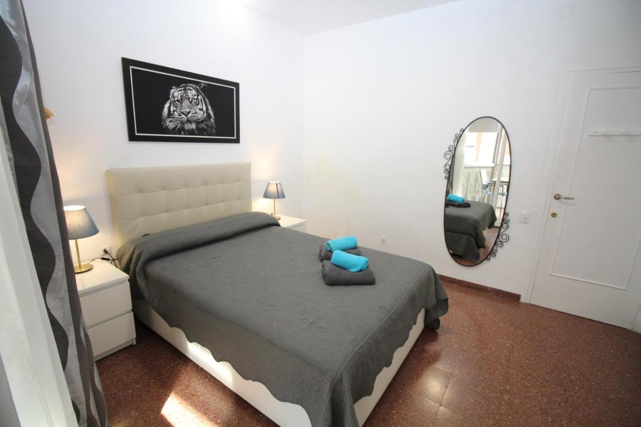 Rooms Viladomat Barcelona Zewnętrze zdjęcie